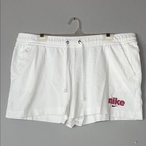 Nike Sportswear Bonded shorts